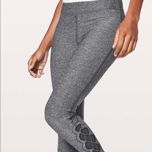 Lululemon Tied To It 7/8 Tight💓